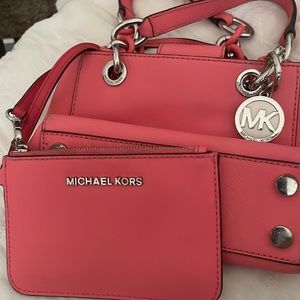 Michael Kors Cynthia Saffiano small leather bag for women